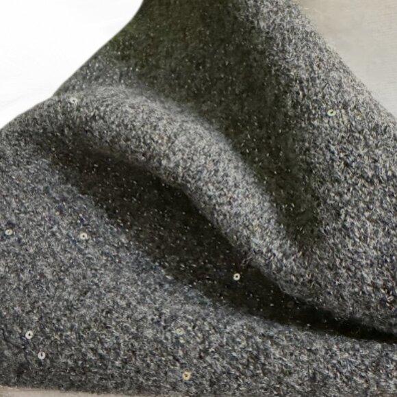 Soft Grey Sparkly Knit Shawl Wrap Scarf - Picture 4 of 4
